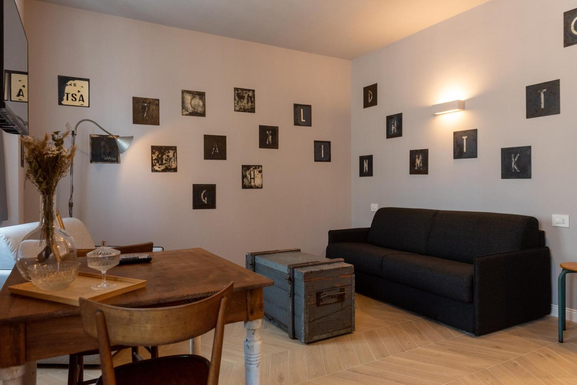 Regina Boutique Suites Triëst Buitenkant foto