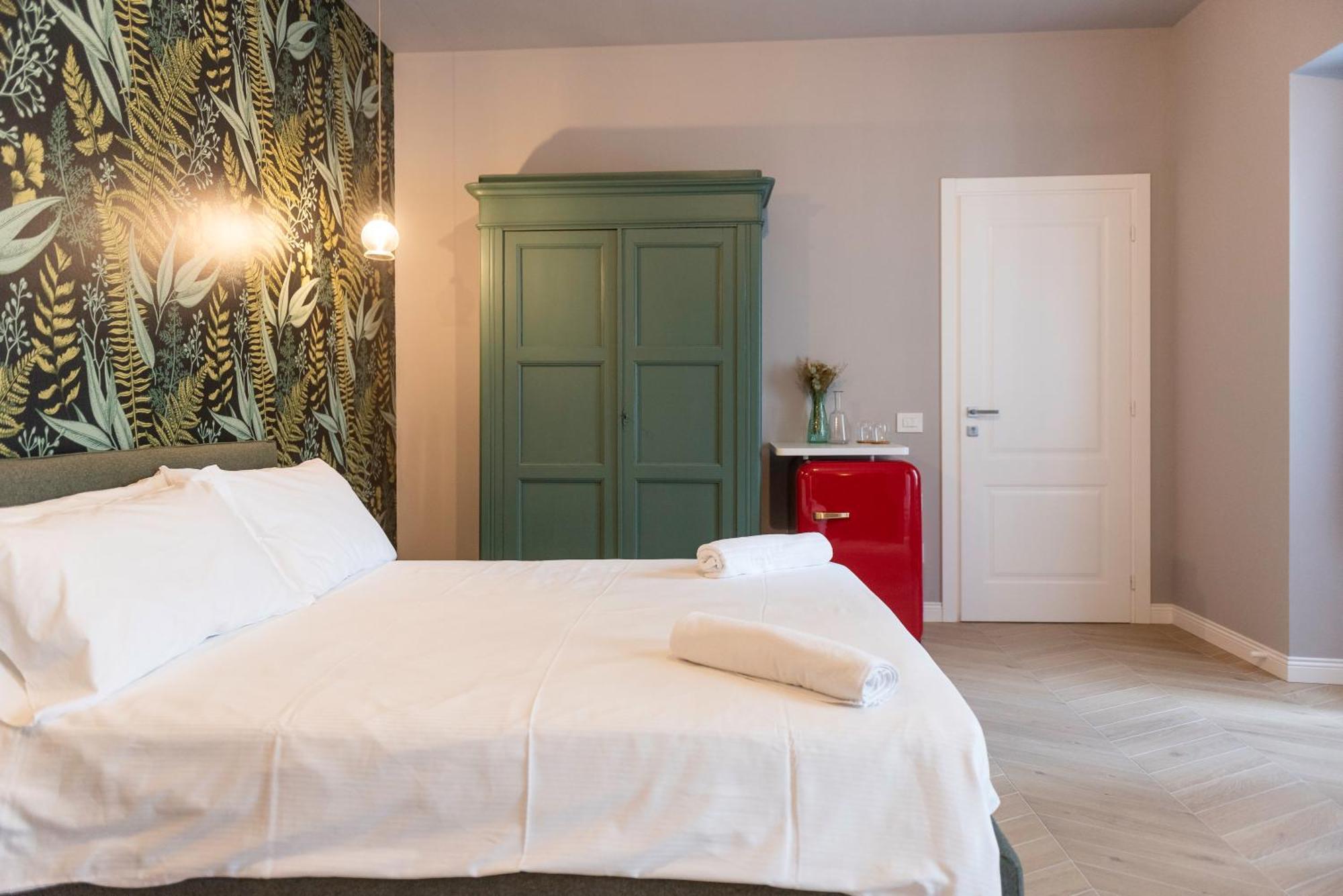 Regina Boutique Suites Triëst Buitenkant foto