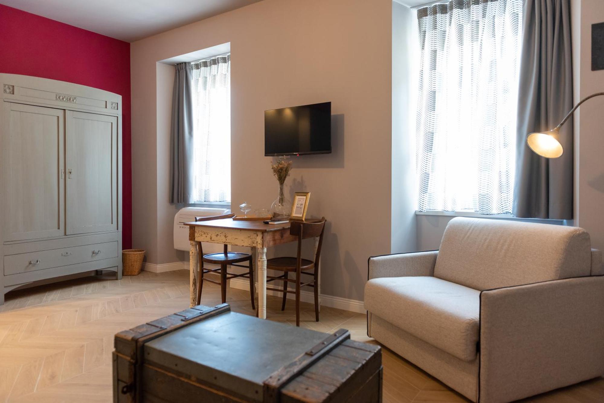 Regina Boutique Suites Triëst Buitenkant foto