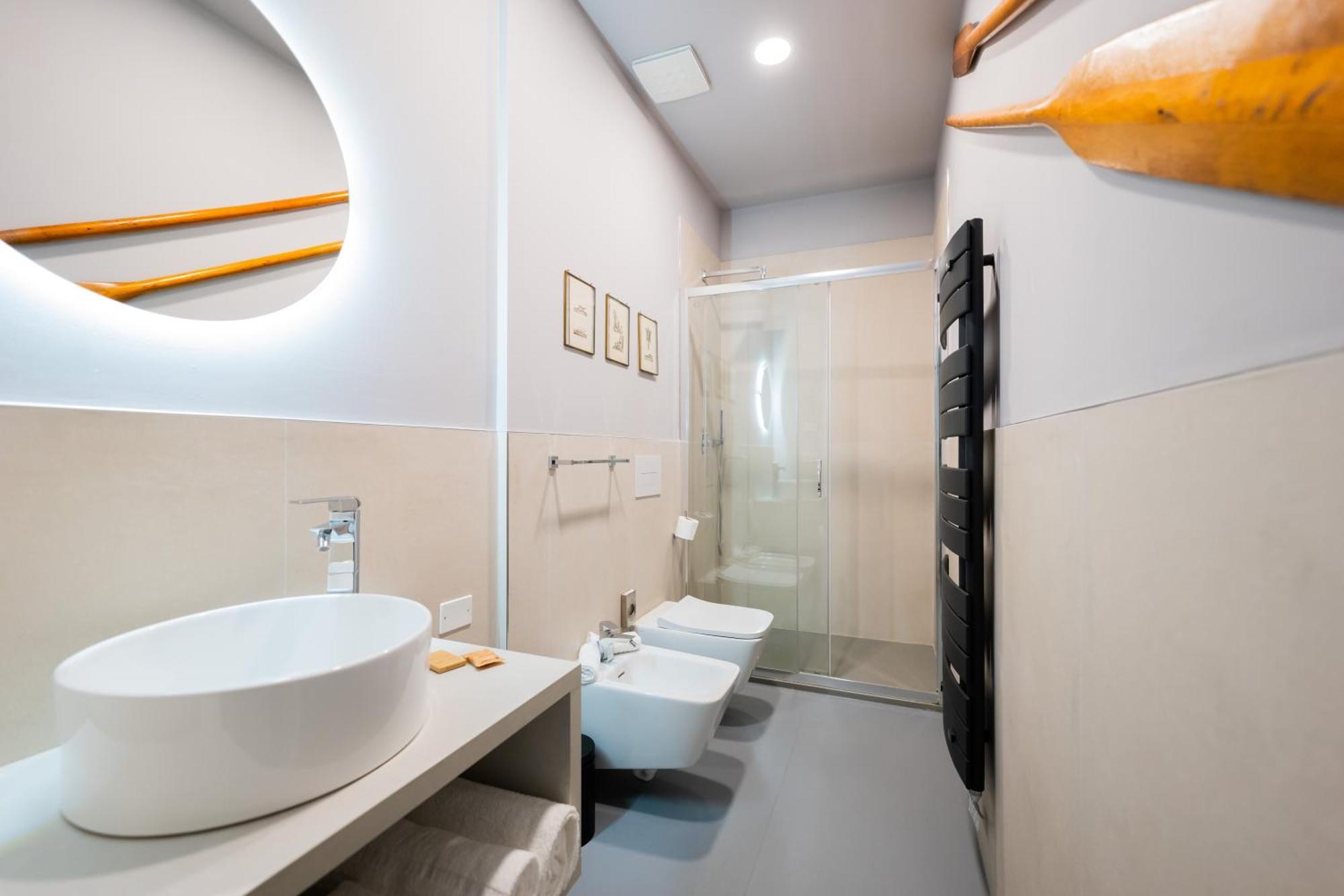 Regina Boutique Suites Triëst Buitenkant foto